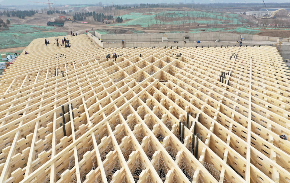 Structure for Taiyuan Botanical Garden - The Tea House during installation