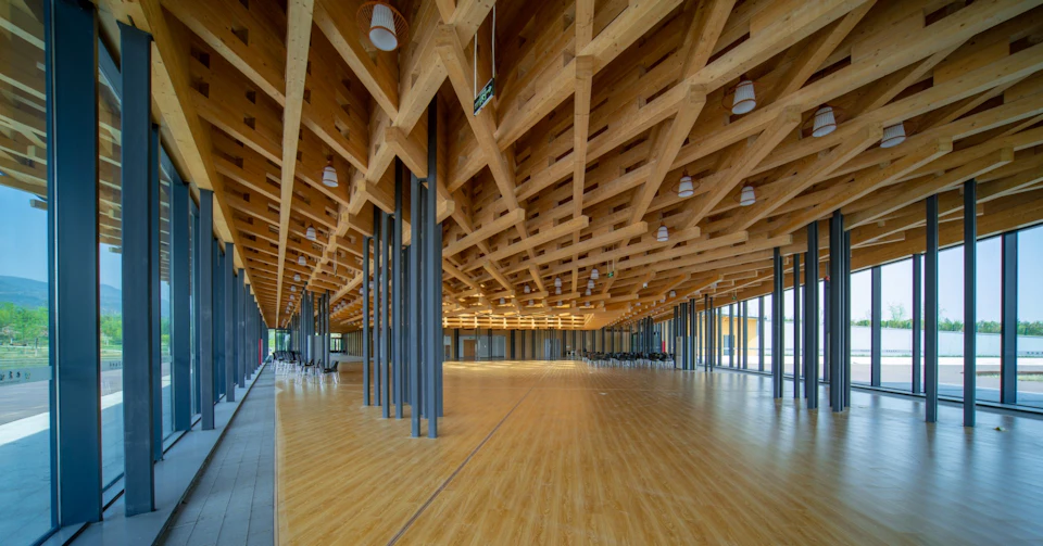Open interior beneath the latticed roof at Taiyuan Botanical Garden Tea House