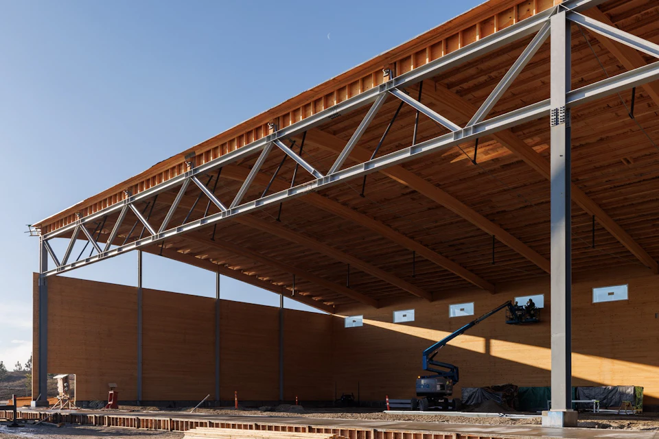 Completed hangar roof at KF Aerospace Centre