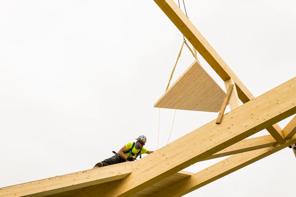 Structure for Nashville Warehouse Company Office during installation