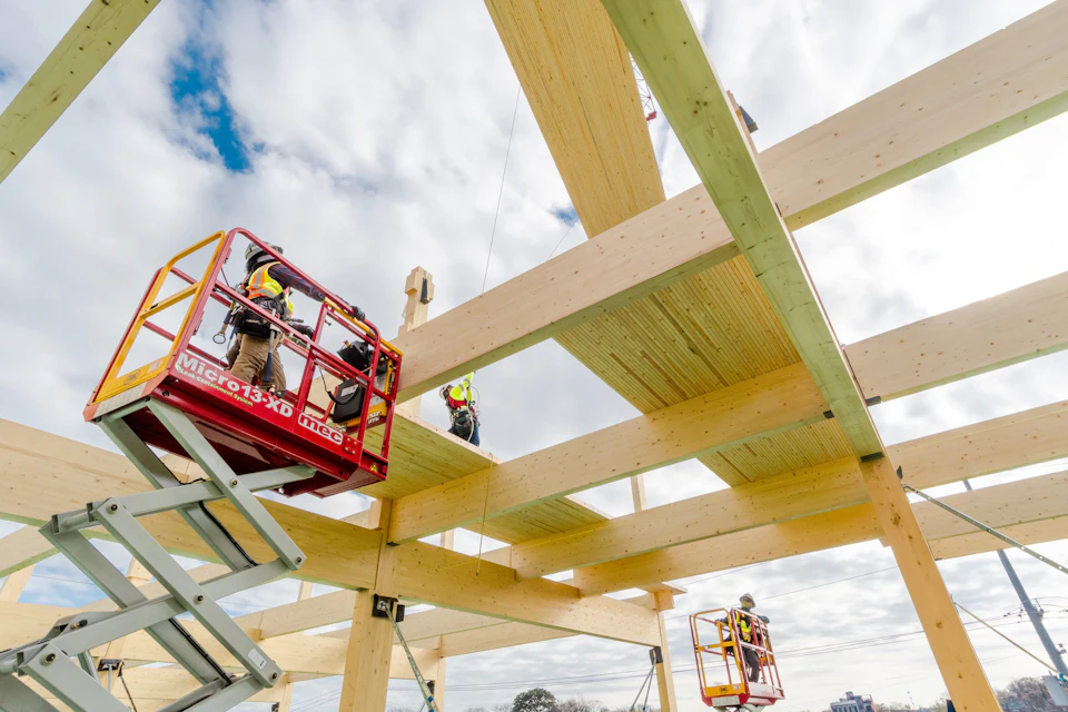 Structure for Nashville Warehouse Company Office during installation
