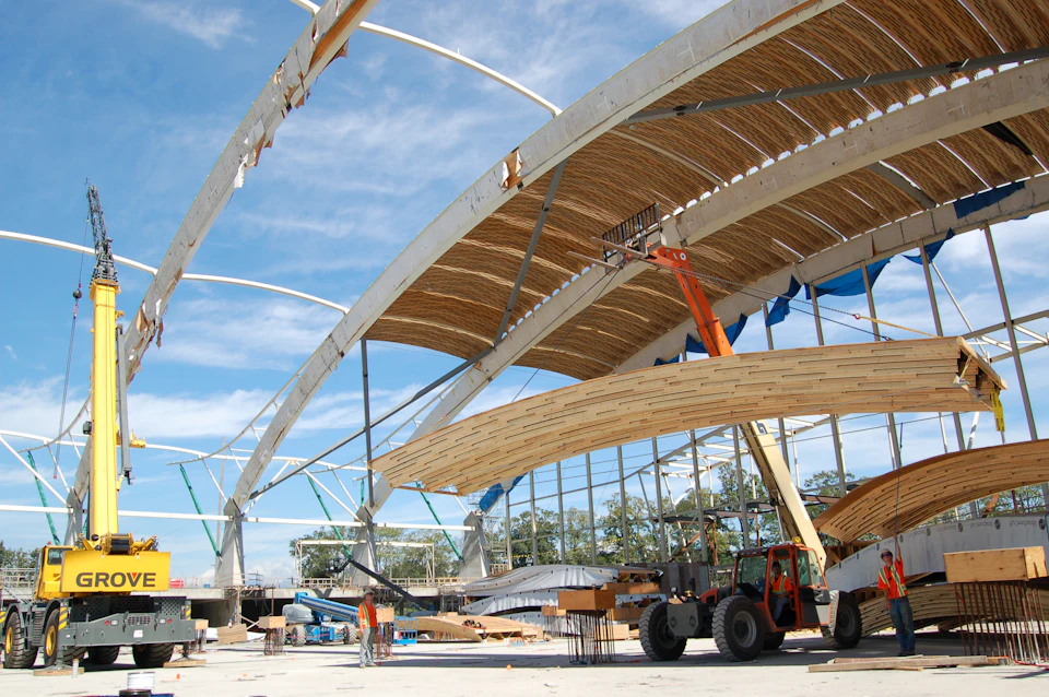 Richmond Olympic Oval roof under construction